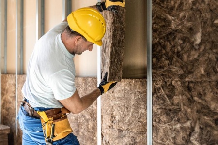 Comment choisir un plâtrier plaquiste qualifié pour vos travaux d'intérieur ?
